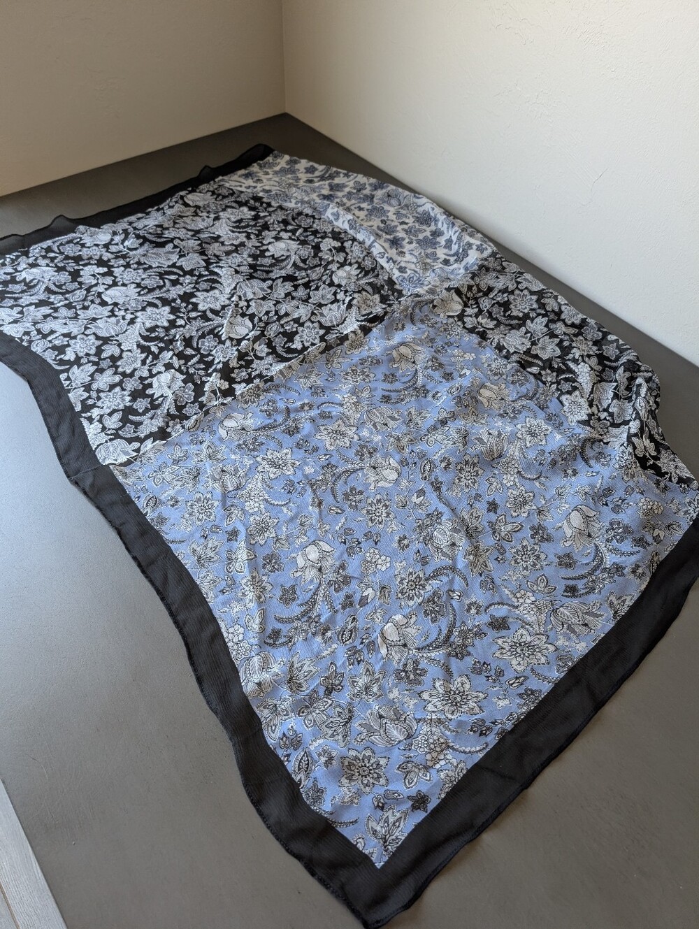 J.Jill Blue Black Lotus 100% Silk Wearever Collection Scarf Square Size 42"X40"